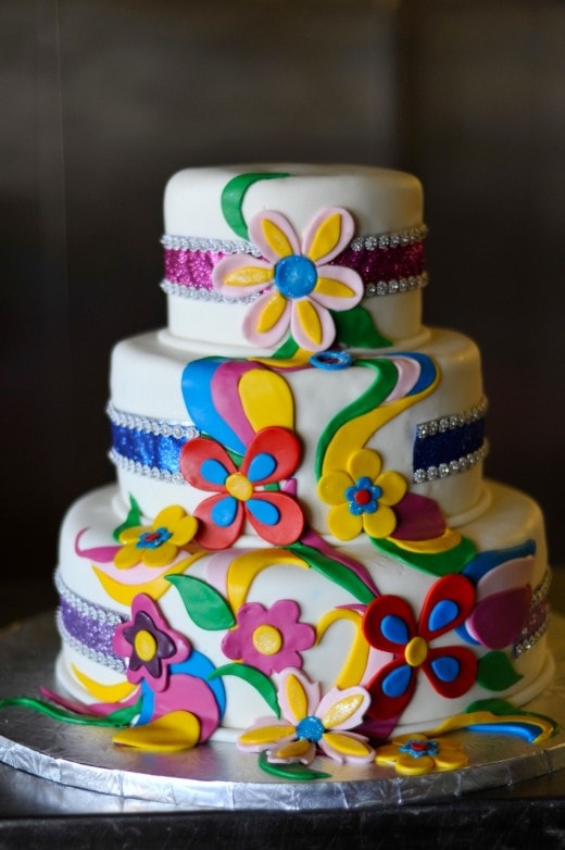 fondant flower cake